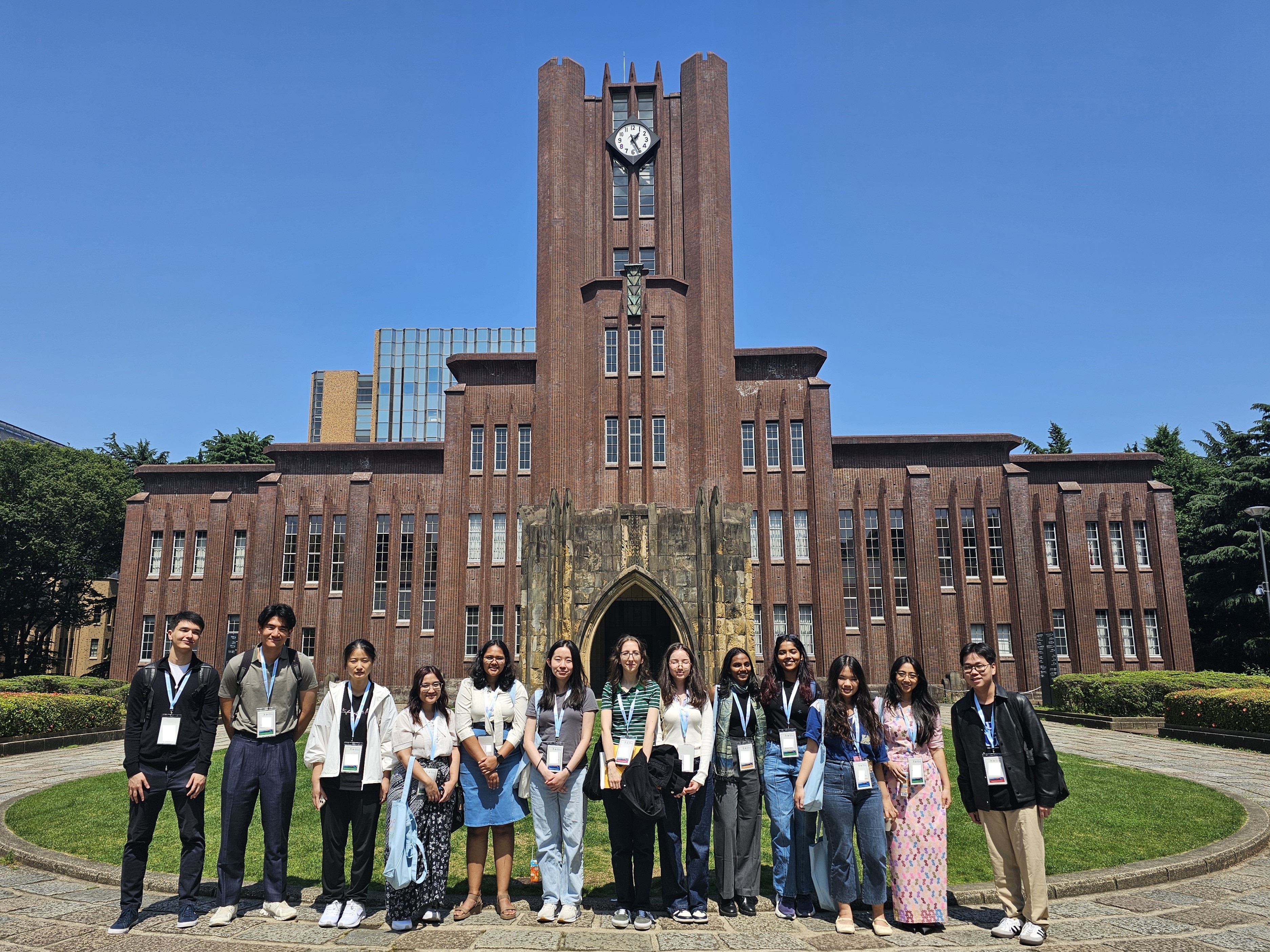 Group photo (Yasuda Auditorium)